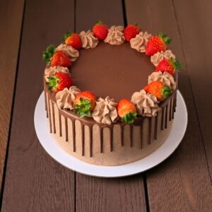 Chocolate Strawberry Cake