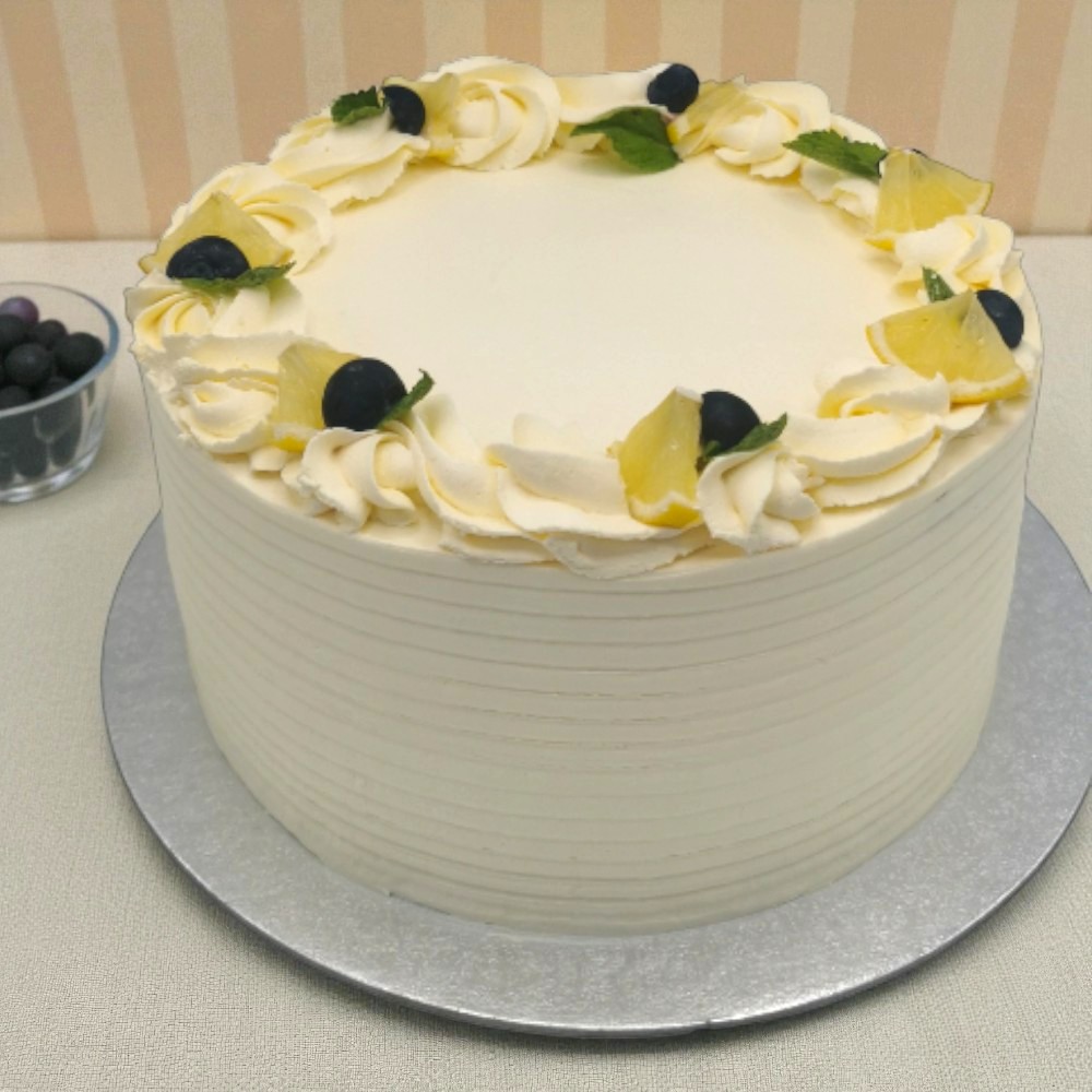 Lemon Cloud Cake - Image 5
