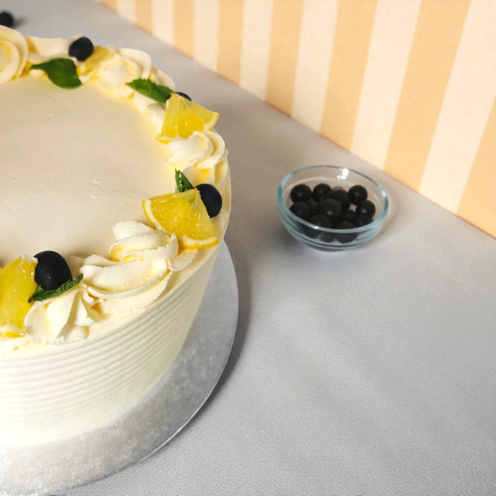 Lemon Cloud Cake - Image 3
