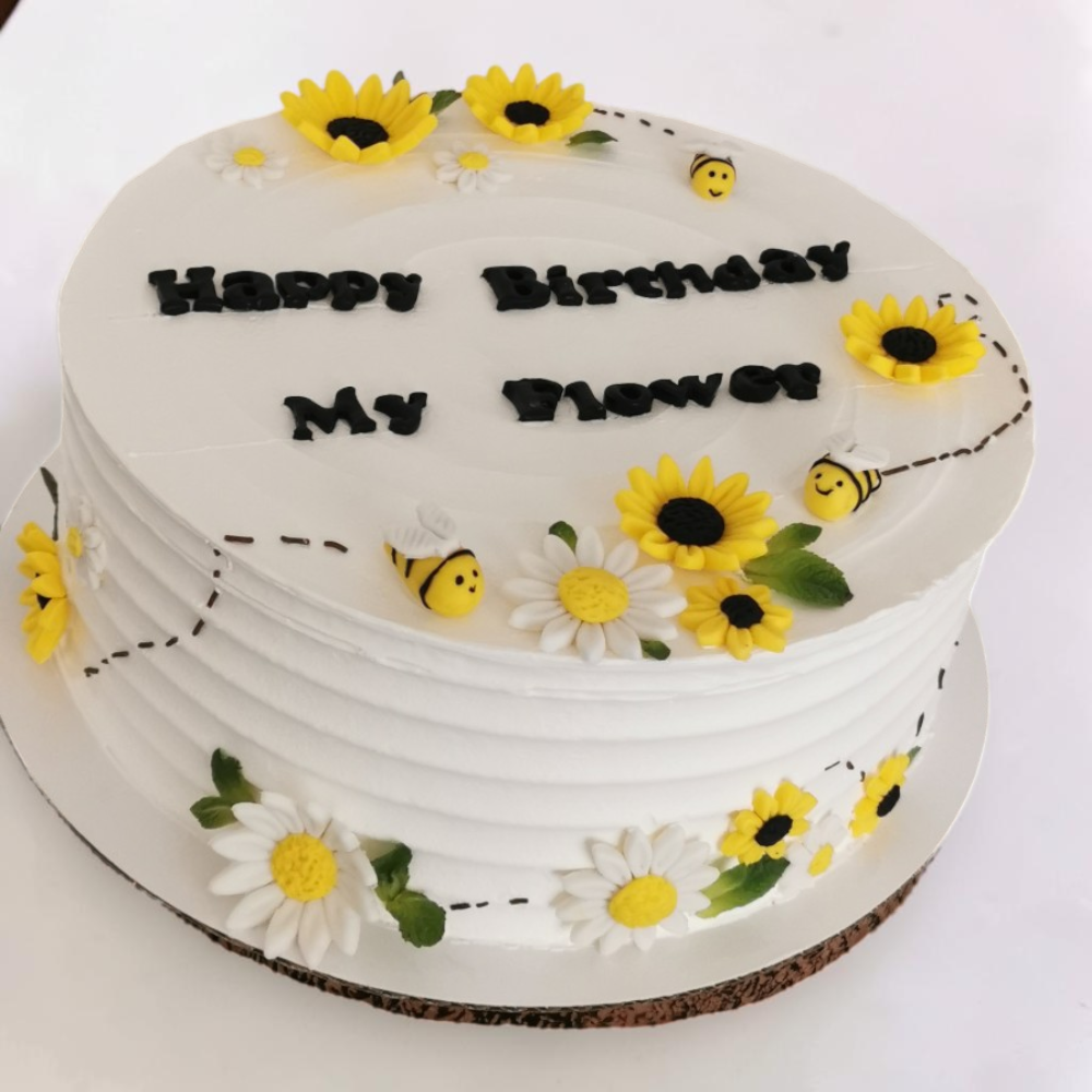 Honeybee Cake - Image 3