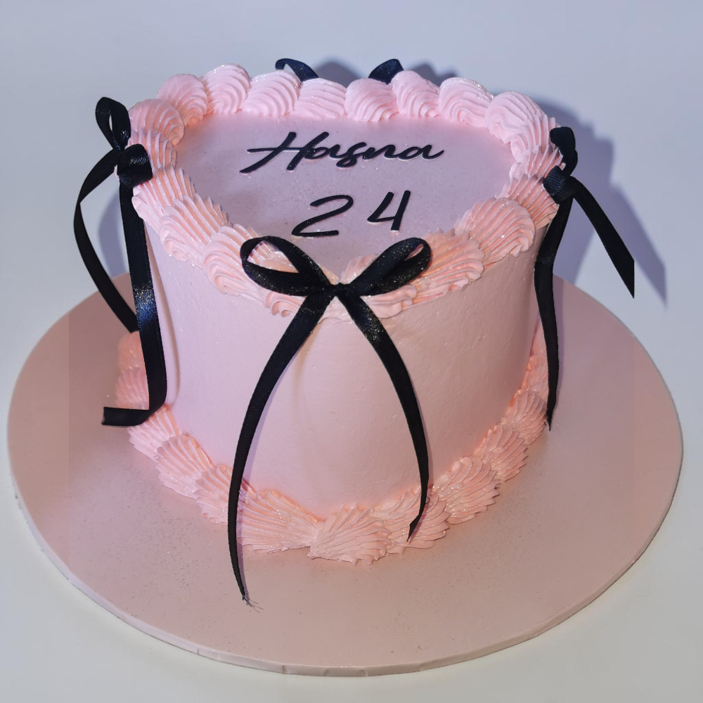 Sweet Heart Cake - Image 3
